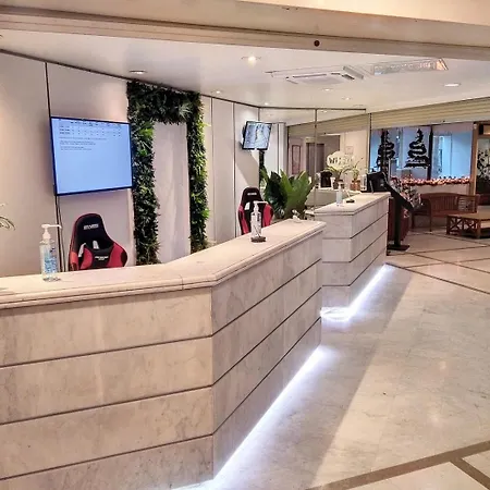 Résidence Graziella 526 Juan-les-Pins